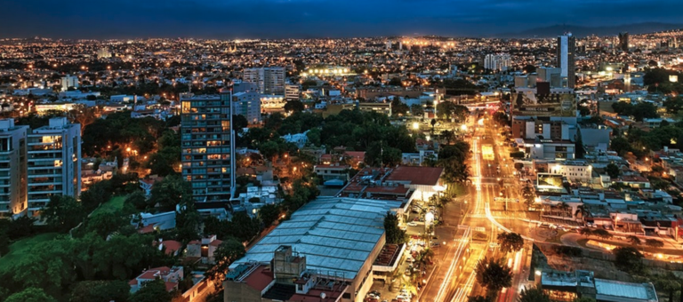 Centros de rehabilitación bajo la sombra en la Zona Metropolitana de Guadalajara